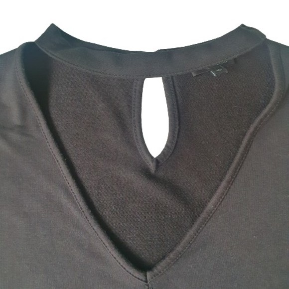 Size 10 Black Short Sleeve Choker Neck Short Dress - Picture 2 of 6